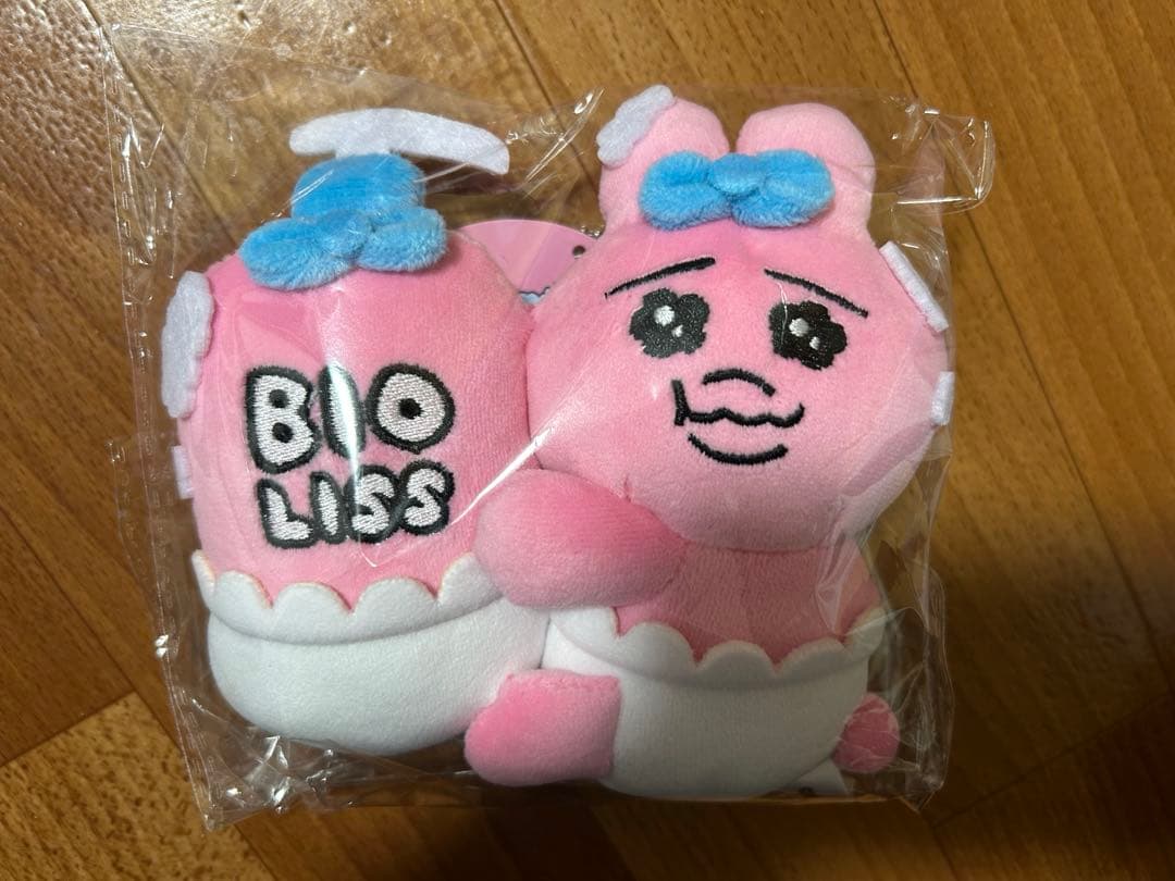 おぱんちゅうさぎ　ビオリス　ぬいぐるみチャーム　非売品