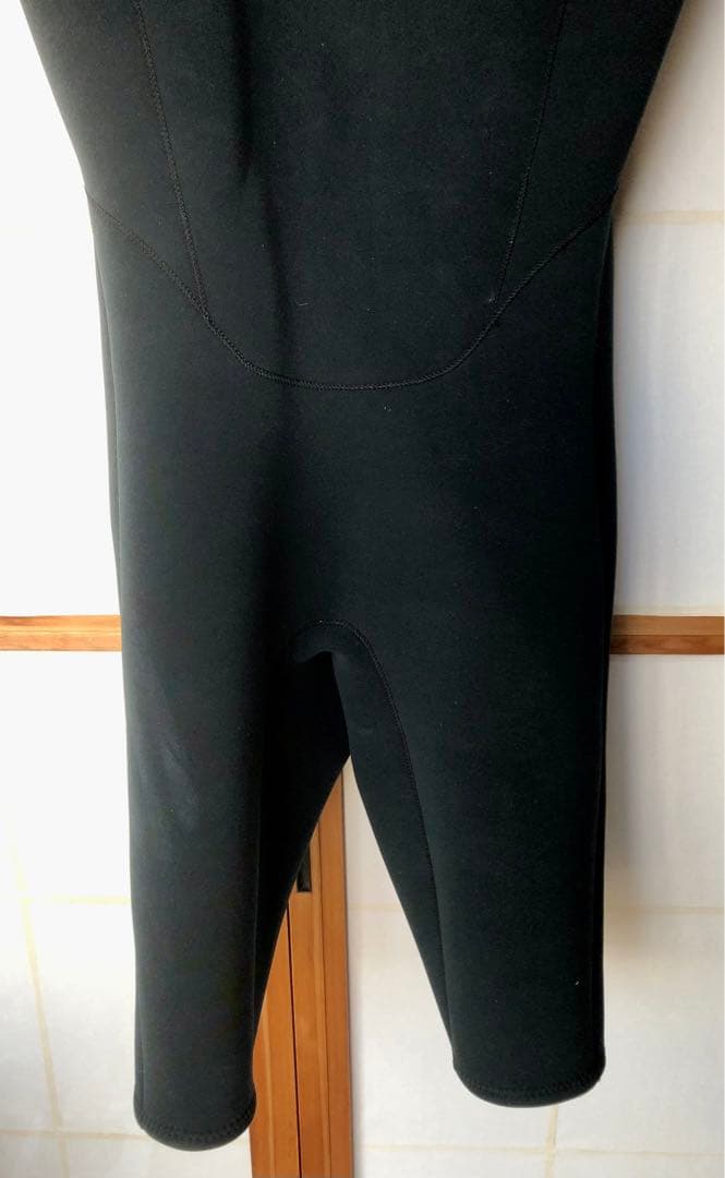 最終価格　BEウェット スプリング チェストジップ