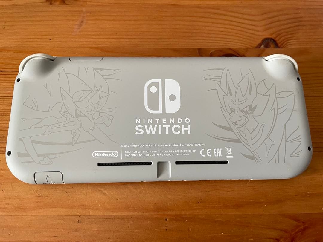 Nintendo Switch Lite ポケモンデザインどうぶつの森ソフト付き