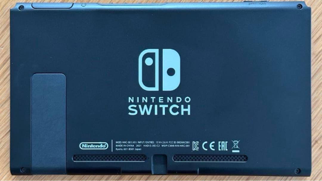 最終お値下げ！！Nintendo Switch 本体 Joy-Con付き