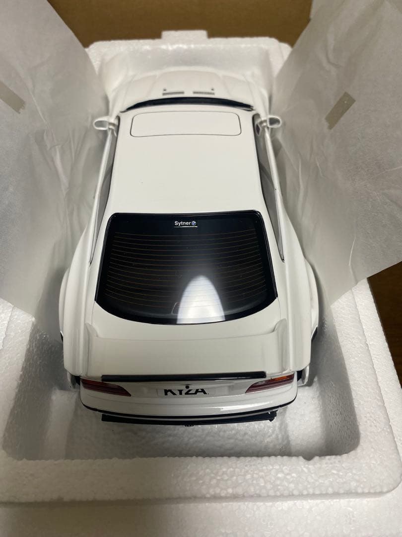 OttO 1/18  E36 キジル セラム 2022