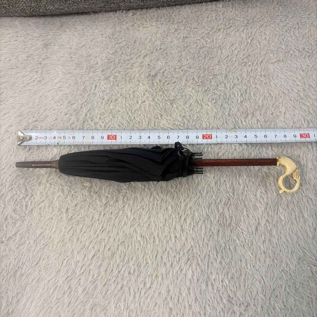 アンティーク 黒い傘