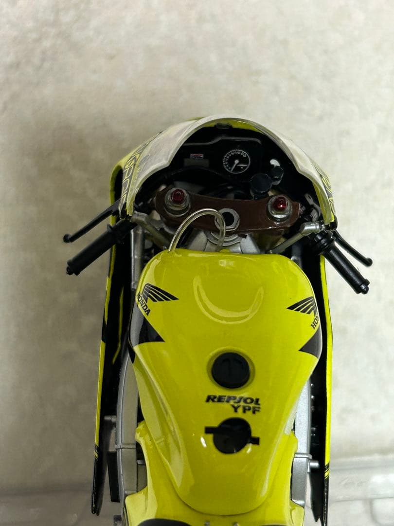 ミニチャンプス1/12Honda NSR 500 バレンチッーロッシ