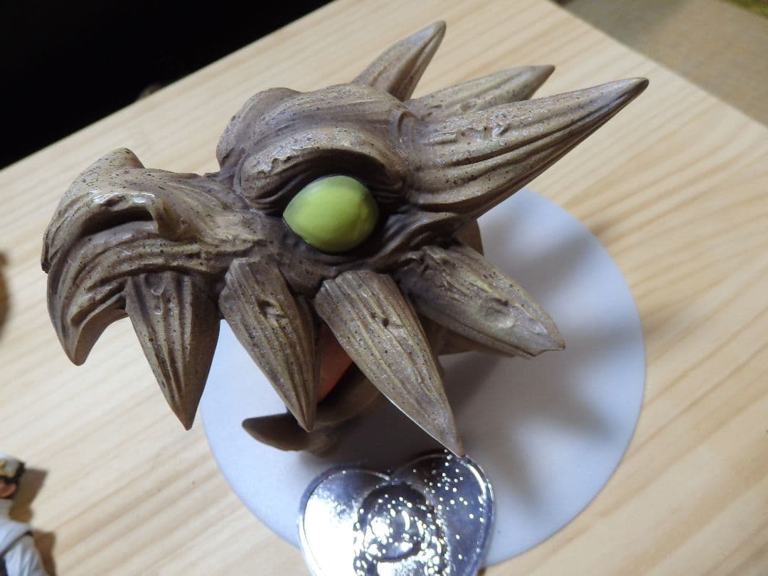 鬼滅の刃 　甘露寺蜜璃 恋柱 　フィギュア ガレージキット