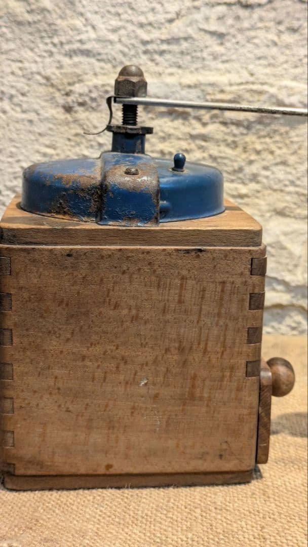 実働品 フランスアンティーク　 Peugeot プジョー コーヒーミル