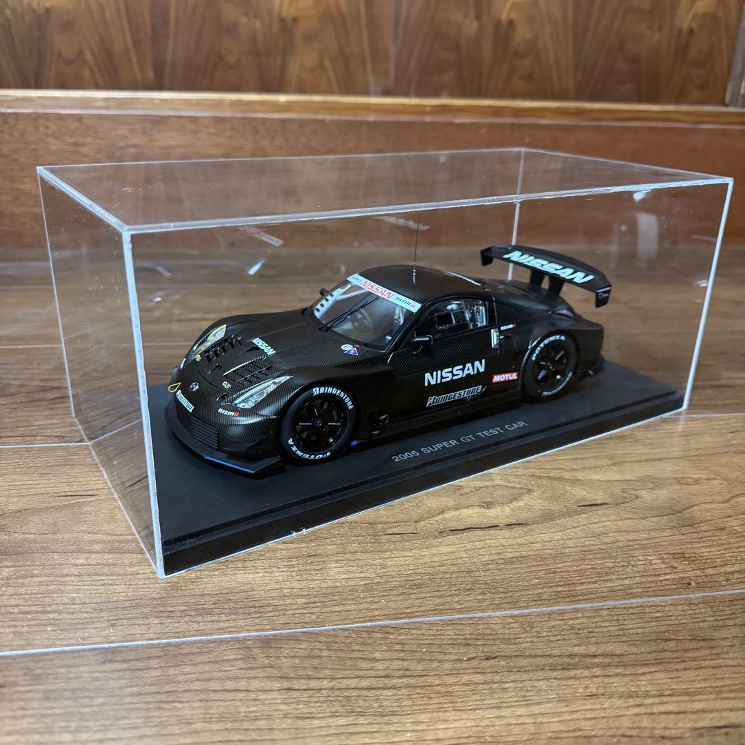 オートアート1/18フェアレディZ 2005 スーパーGTテストカー(ケース付)