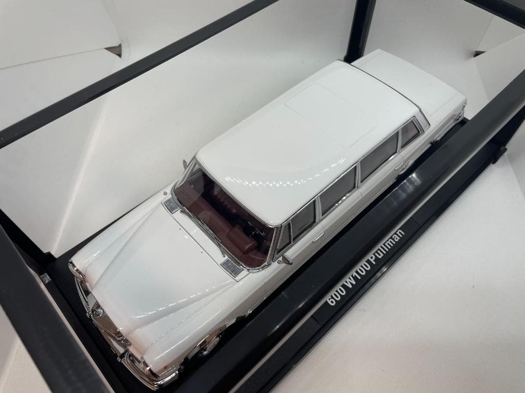 101-017 KK 1/18 メルセデスベンツ プルマン 600 W100