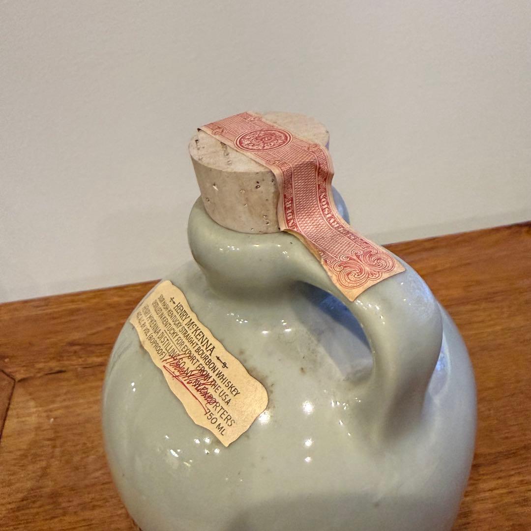 ヘンリー・マッケンナ　スペシャルリザーブ　木箱入りバーボンウイスキー 750ml