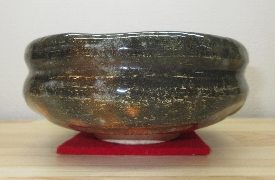 送料込【逢絢亭】茶道具 平茶碗 楽焼 赤楽 小川長楽 共箱入り