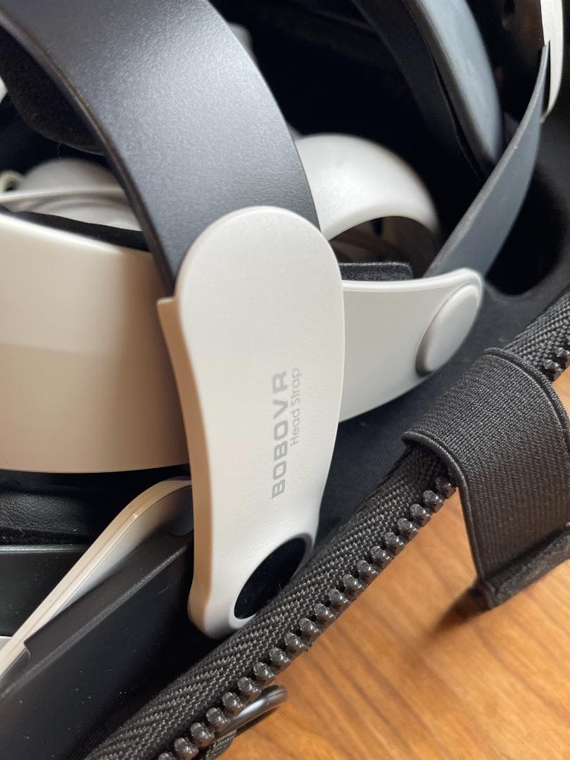 【美品】Oculas Quest2 64GB ＋ヘッドストラップ＋ケース他付属品