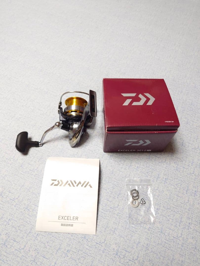 ダイワ　17エクセラー 3012H　釣具