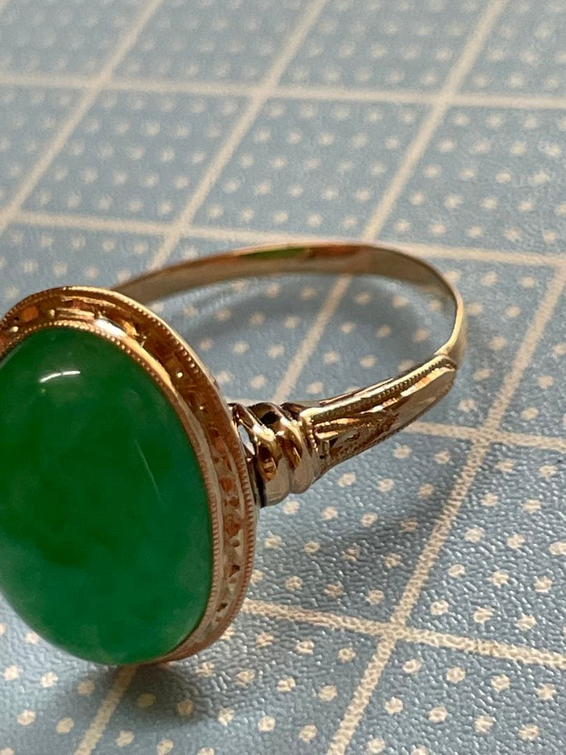 古いリング【m ヴィンテージ　アンティーク　レトロ　K18 翡翠？　ヒスイ？】