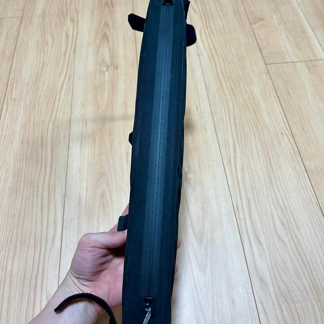 APIDURA レーシングトップチューブバック　ロング(2L)