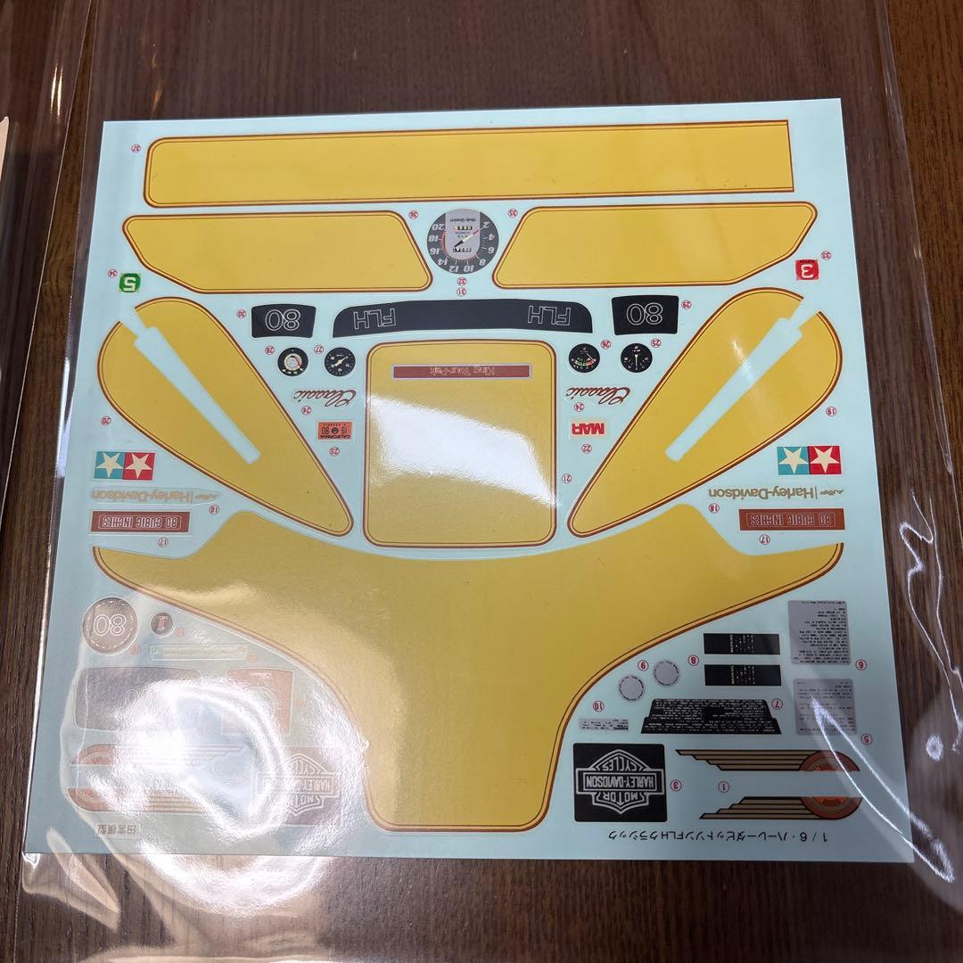 タミヤ　オートバイ　プラモデル　1/6 ハーレー　FLH クラシック　おまけ付