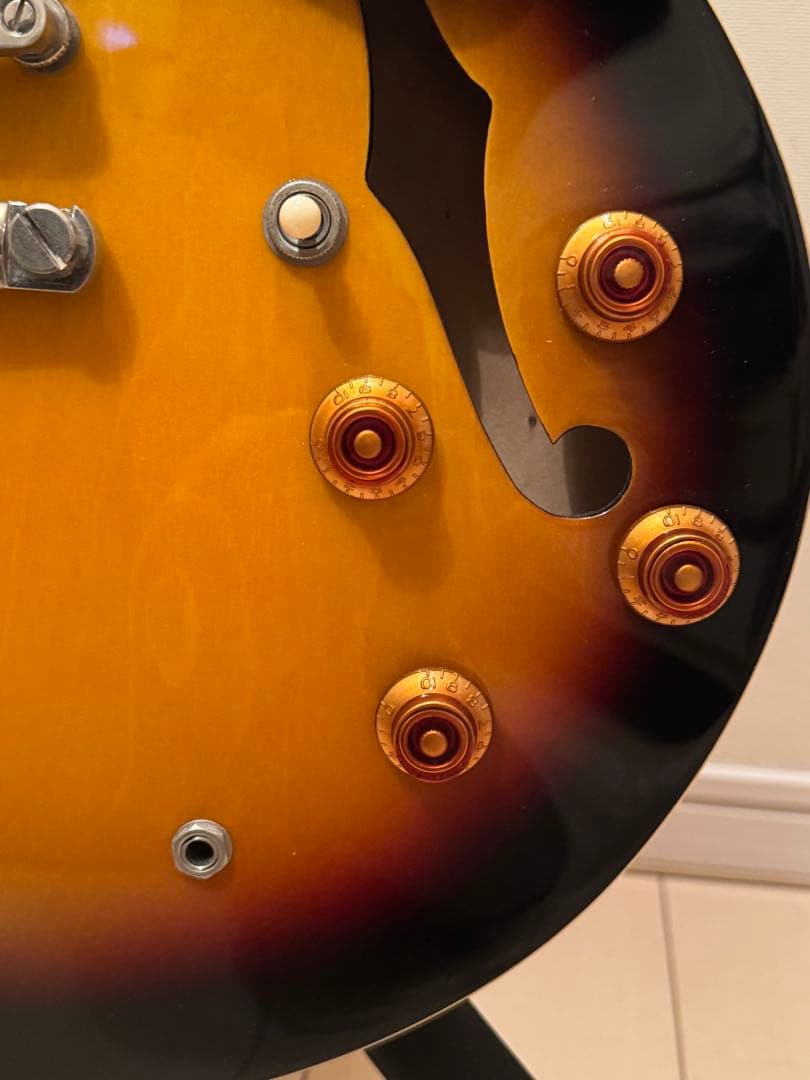 エピフォン　Epiphone dot vs