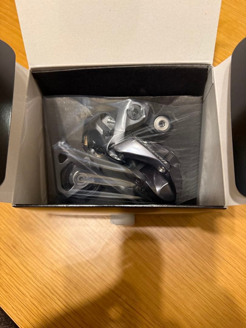 SHIMANO ULTEGRA RD-R8050-SS 11速リアディレイラー
