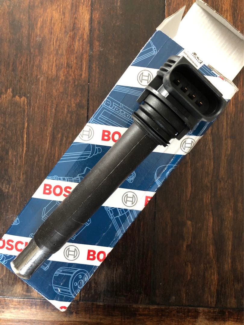 アウディ A4 8K イグニションコイル 4個セットBOSCH（純正OEM）