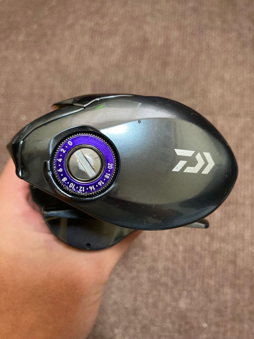 ダイワ ベイトリール 17 タトゥーラ SV TW 右ハンドル 2017モデル
