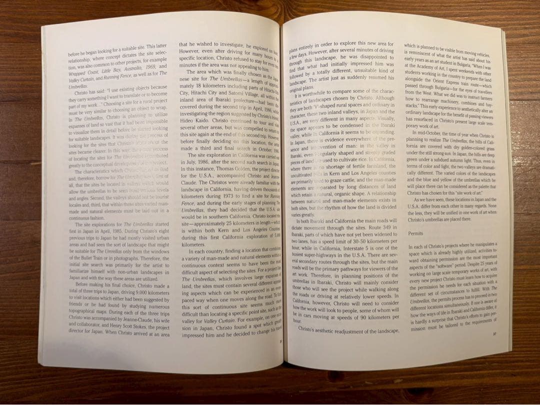 アート・デザイン・音楽 Christo The Umbrellas