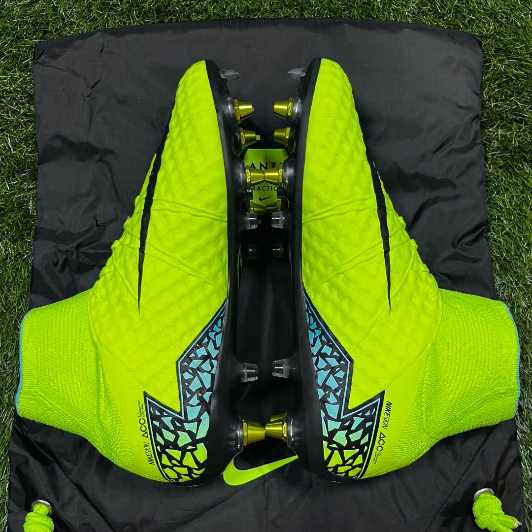 NIKE Hyper Venom Phantom Ⅱ SG-PRO AC