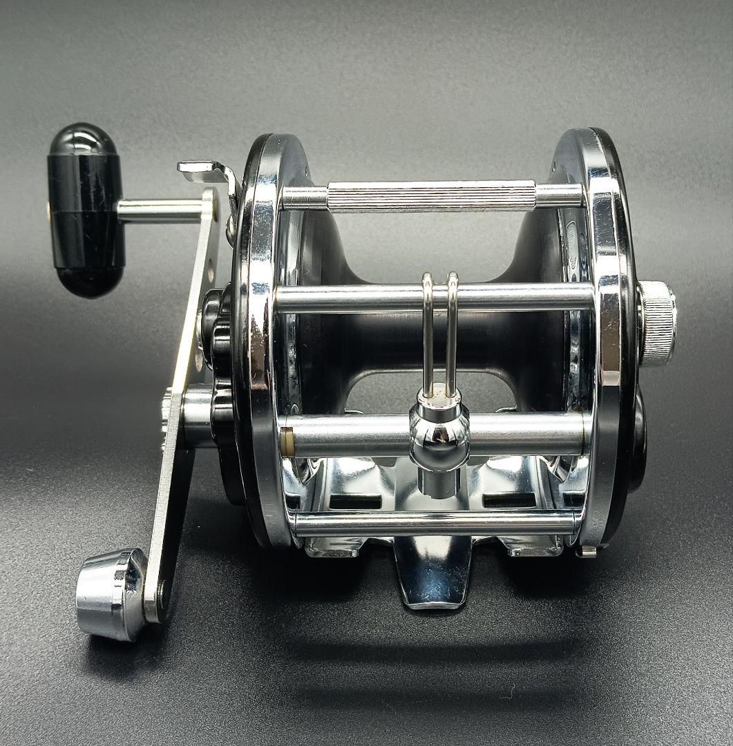 Dynamic ST-60 両軸リール