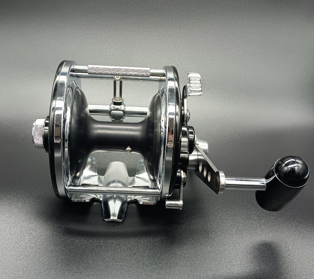 Dynamic ST-60 両軸リール