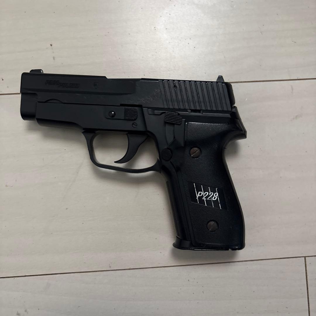 タクティカルベスト／プレートキャリア風ベスト（エアガン・サバゲー向け）