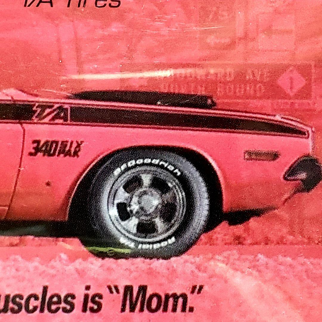 BFグッドリッチ！広告パッケージ　グリーンライト　ダッジ　チャレンジャー