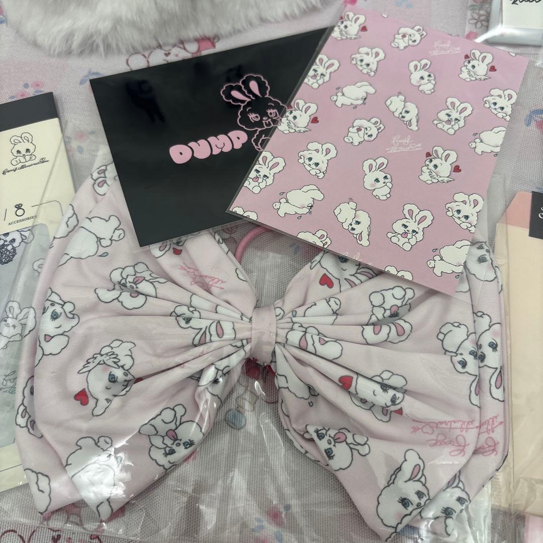 画像2枚目もセット　foxy illustrations レア　グッズ　セット