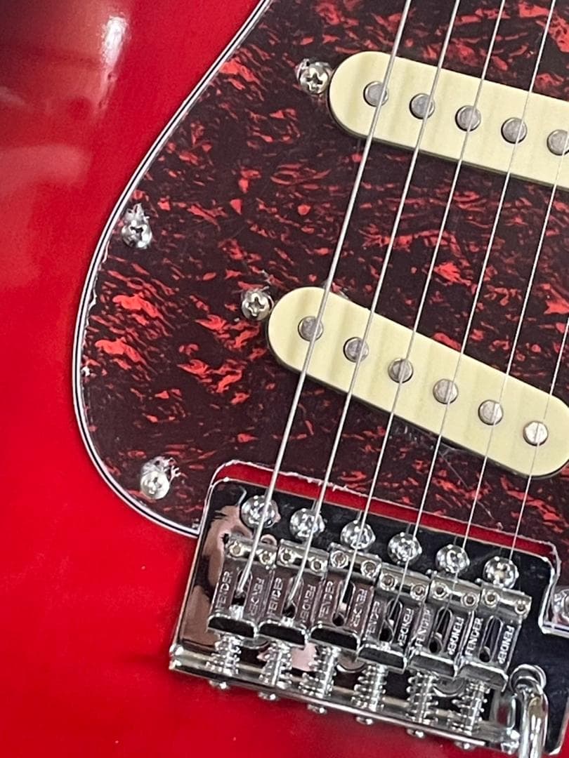 フェンダー　ストラトキャスター　レプリカ　レッドサンバースト系