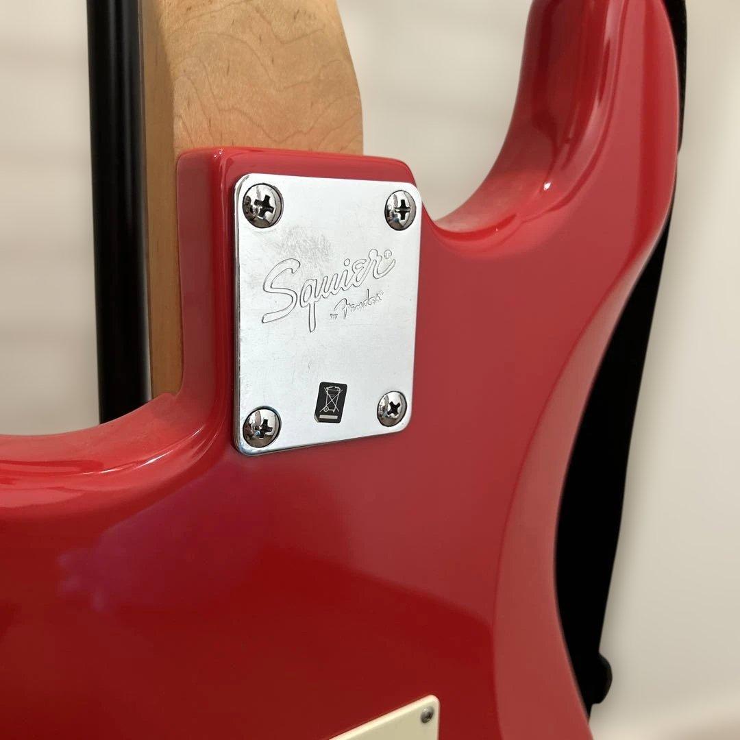 Squier ストラトキャスター レッド