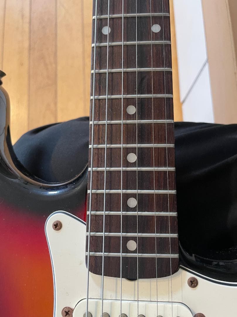 Fender Stratocaster サンバースト　トラ杢ネック