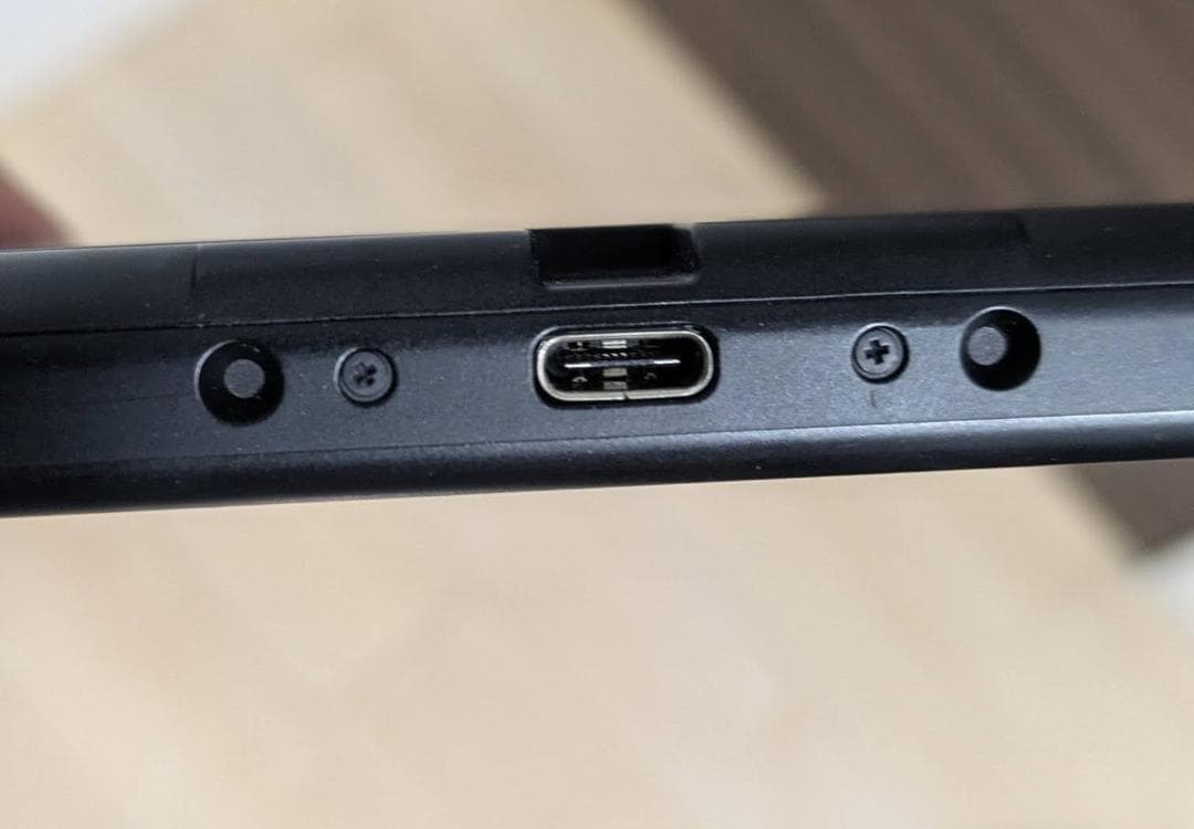 Nintendo Switch 本体 プロコン付き　ジョイコン無し