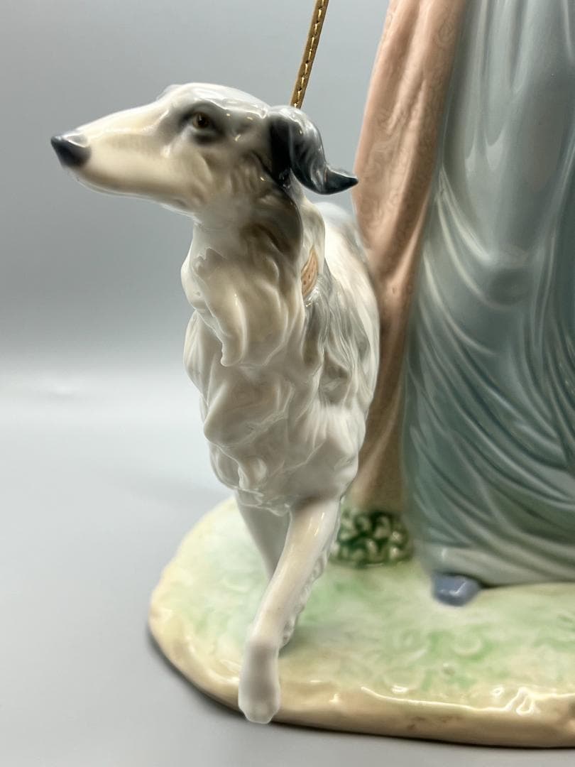 【海】リヤドロ　5802　優雅な散歩のひととき　置物　高約39cm LLADRO