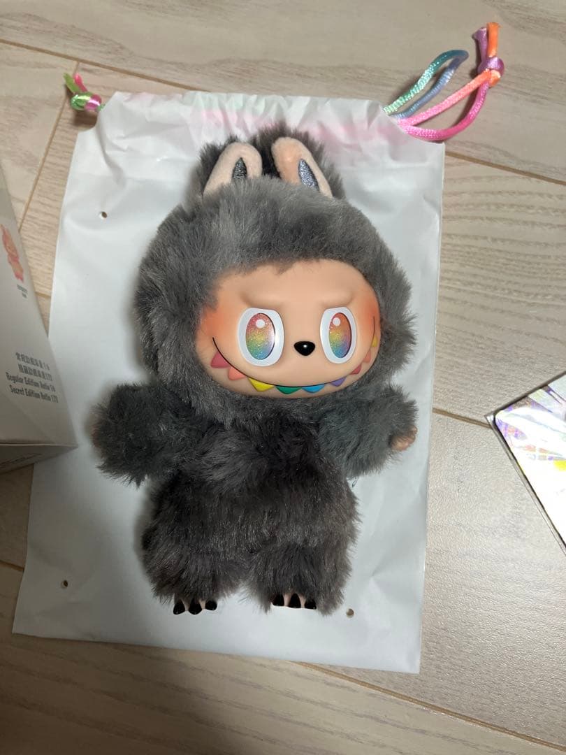 【正規品】ポップマート　ラブブ　シークレット　新品未使用品