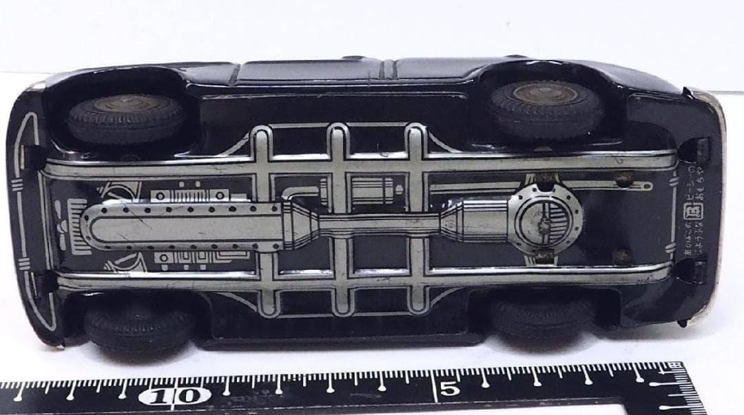 萬代屋【ダットサン セダン1000黒】ブリキtin toy car自動車【箱無】