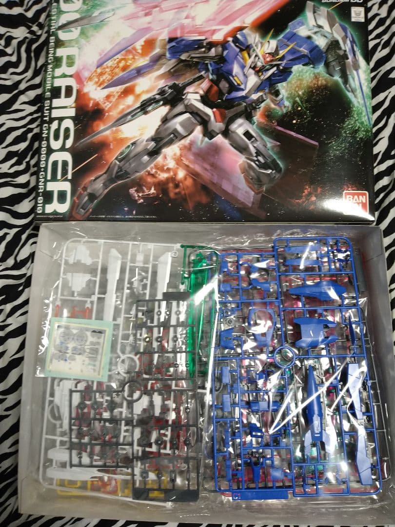 未組立 MG ダブルオーライザー ダブルオーガンダム セブンソード/G ガンプラ