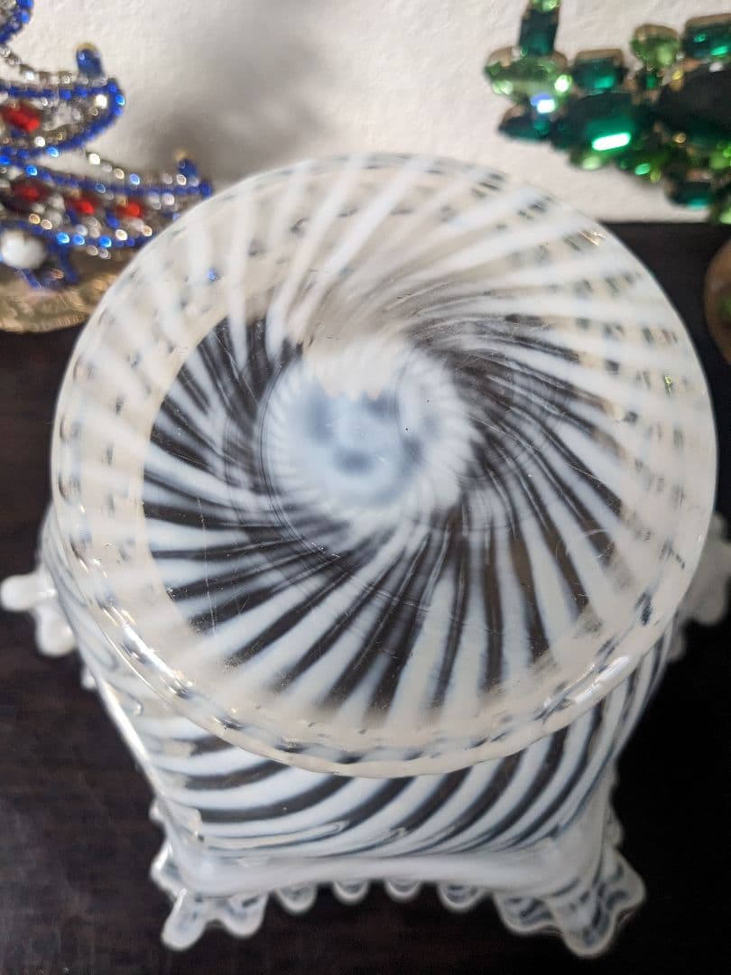 フェントン　スワール　フレンチオパルセント　ラージフリルボウル　お値下げ中