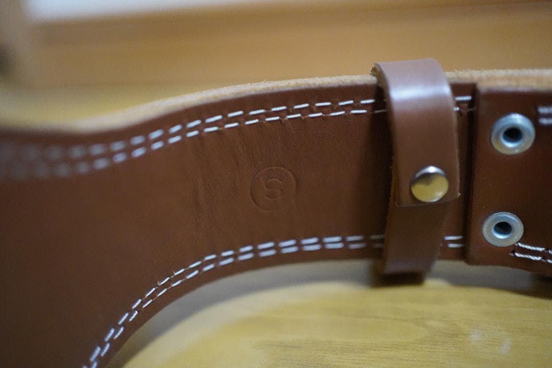 【美品】GOLD’S GYM　プロレザーベルト　Sサイズ