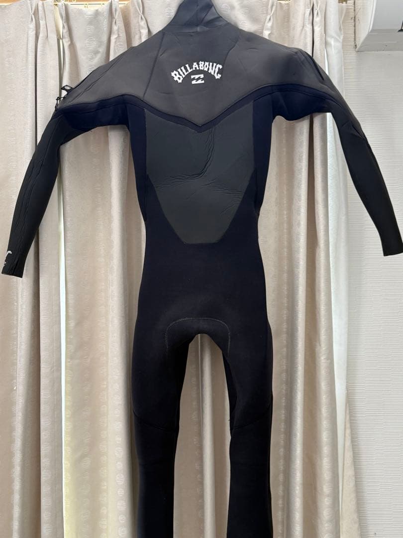 BILLABONG セミドライ メンズM