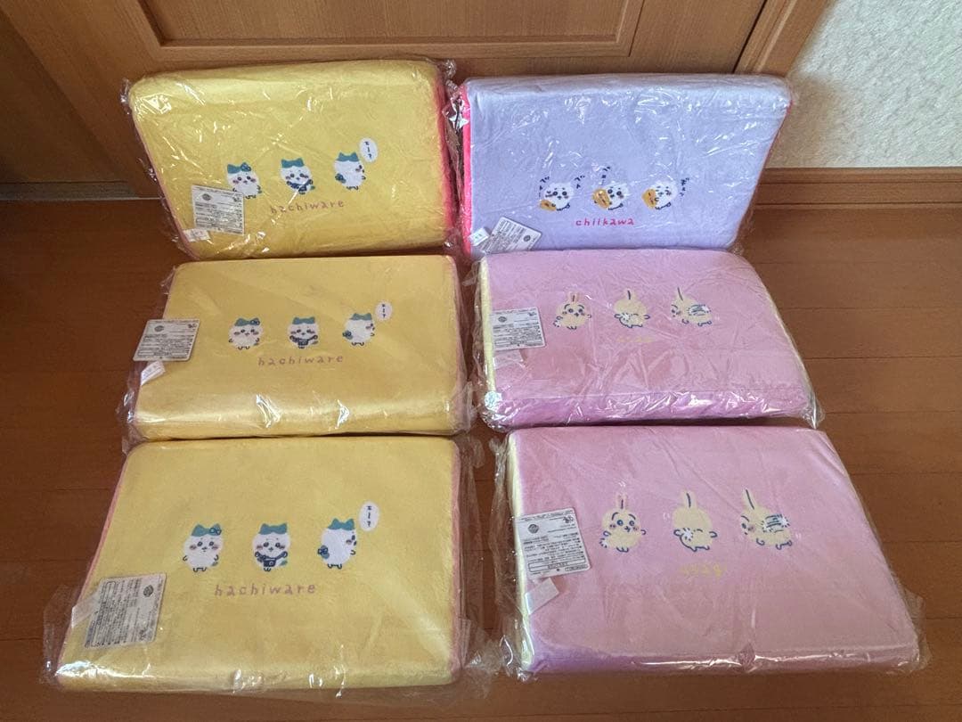 ちいかわ低反発まくらまとめ売り