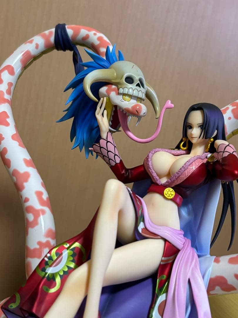 ワンピースPOP NEO-MAXIMUM ボア・ハンコック フィギュア