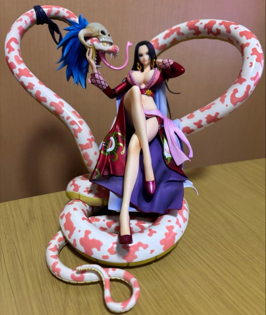 ワンピースPOP NEO-MAXIMUM ボア・ハンコック フィギュア