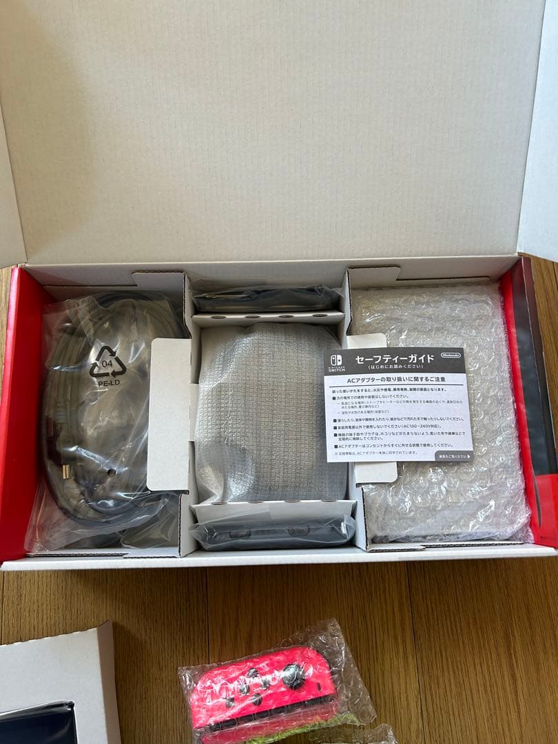 【新品同様】NintendoSwitch新モデル本体別売ジョイコン2個セット