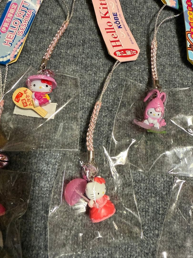 ご当地限定ハローキティ　根付け　19個セット