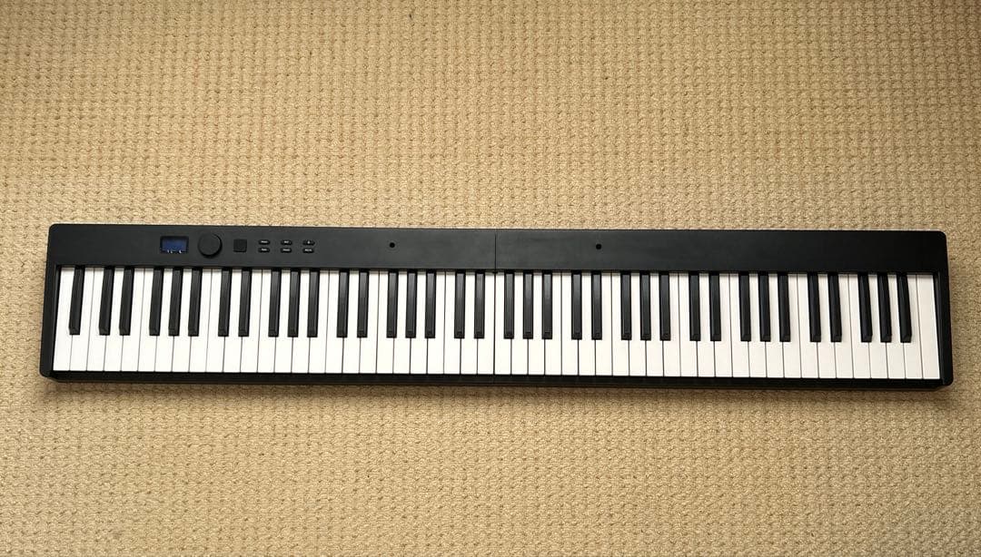 88鍵電子ピアノ 持ち運びソフトケース・譜面台・ダンパーペダル付き