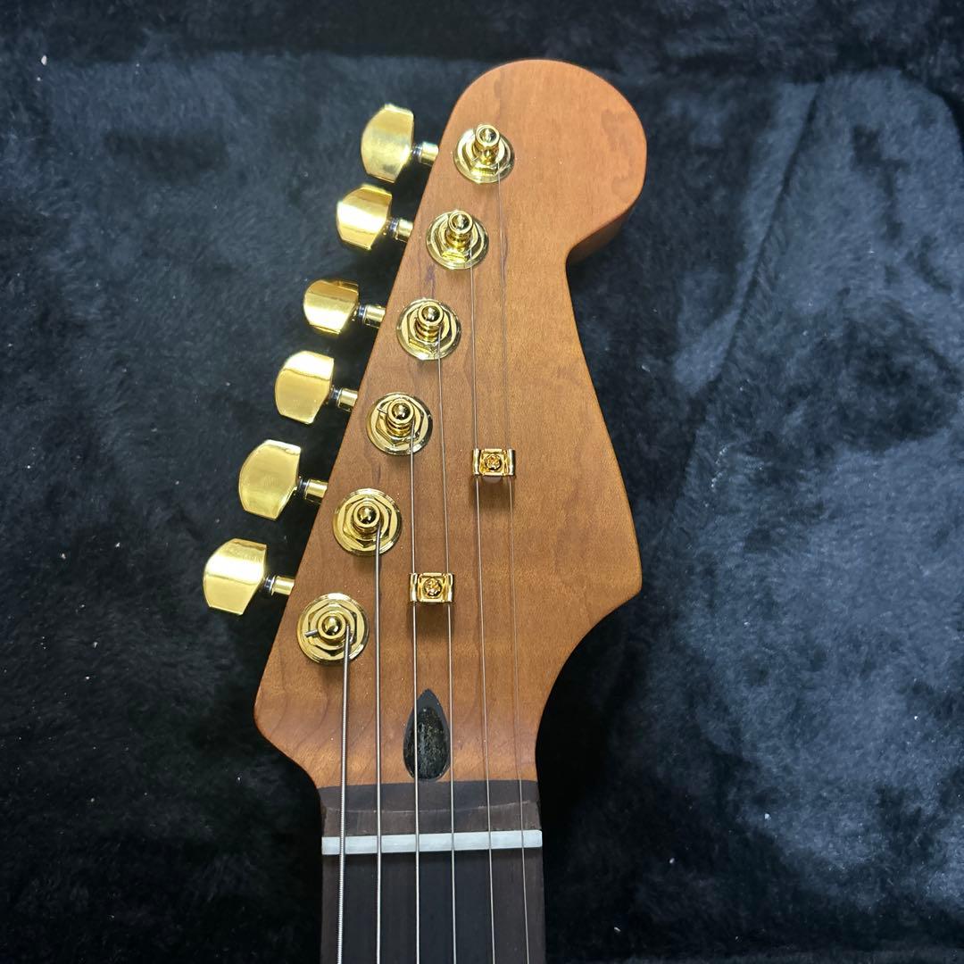 【一点物】ストラトキャスター オイル キルトメイプル エッジ処理擦り合わせ済み