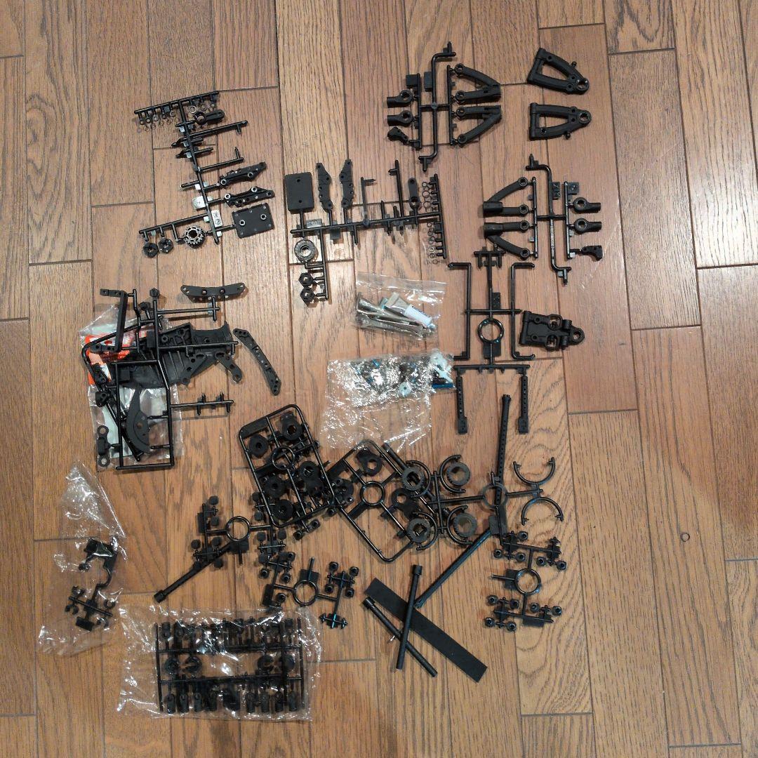 わ*ぴ様 タミヤ TA08R シャーシ