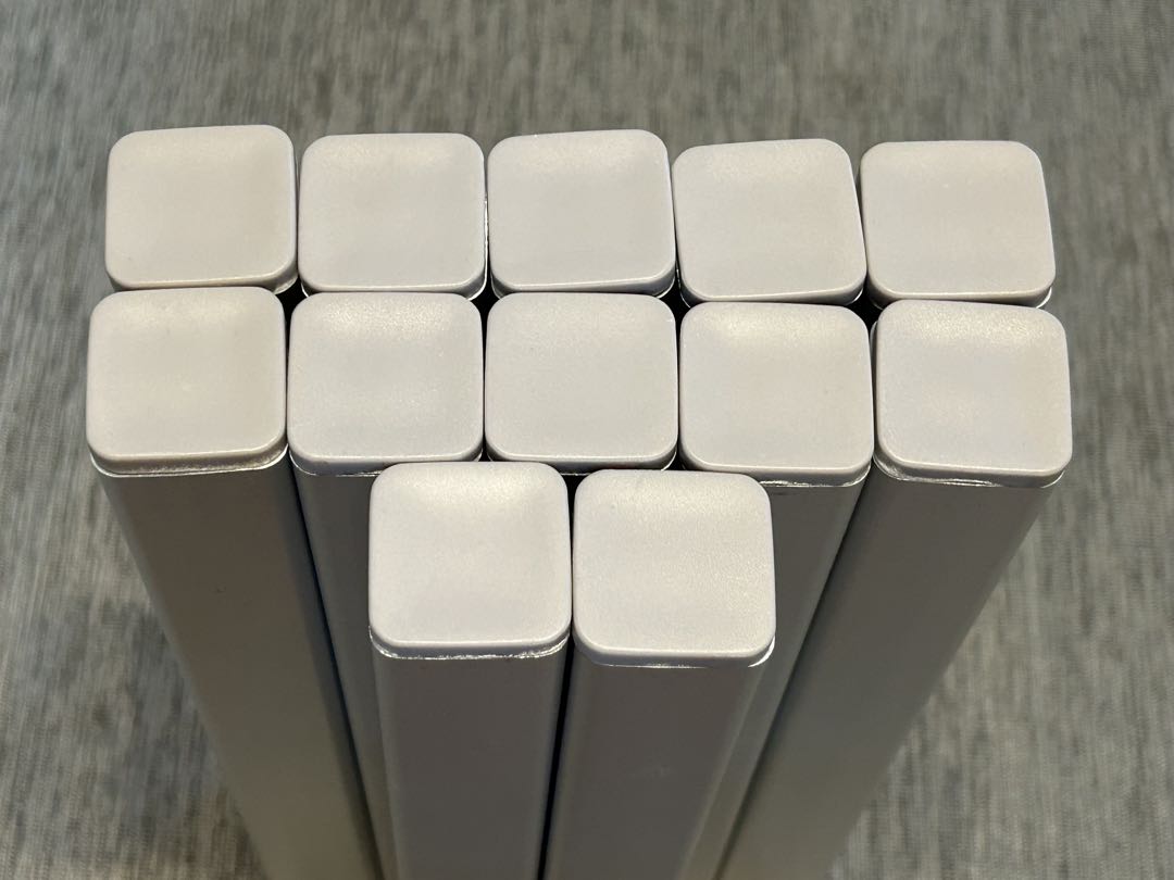 西一　OUTPUT LIFE（アウトプットライフ）　エアグランプソファ3P