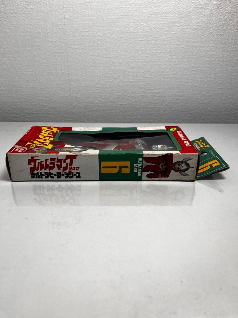 未開封　ウルトラマンタロウ フィギュア バンダイ ウルトラヒーローシリーズ